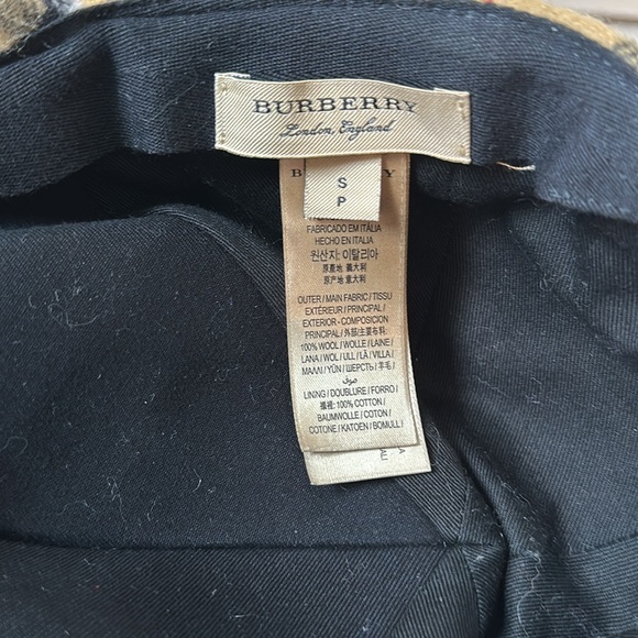 Burberry Hat - Picture 4 of 5